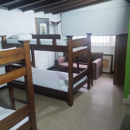Hostel Spring City 麦德林 外观 照片