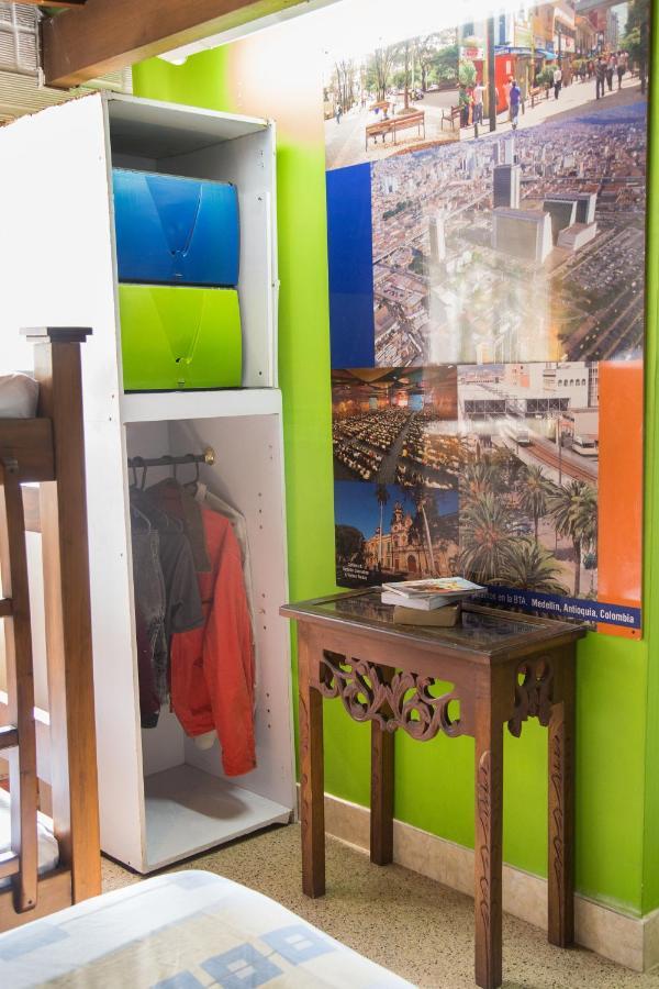 Hostel Spring City 麦德林 外观 照片